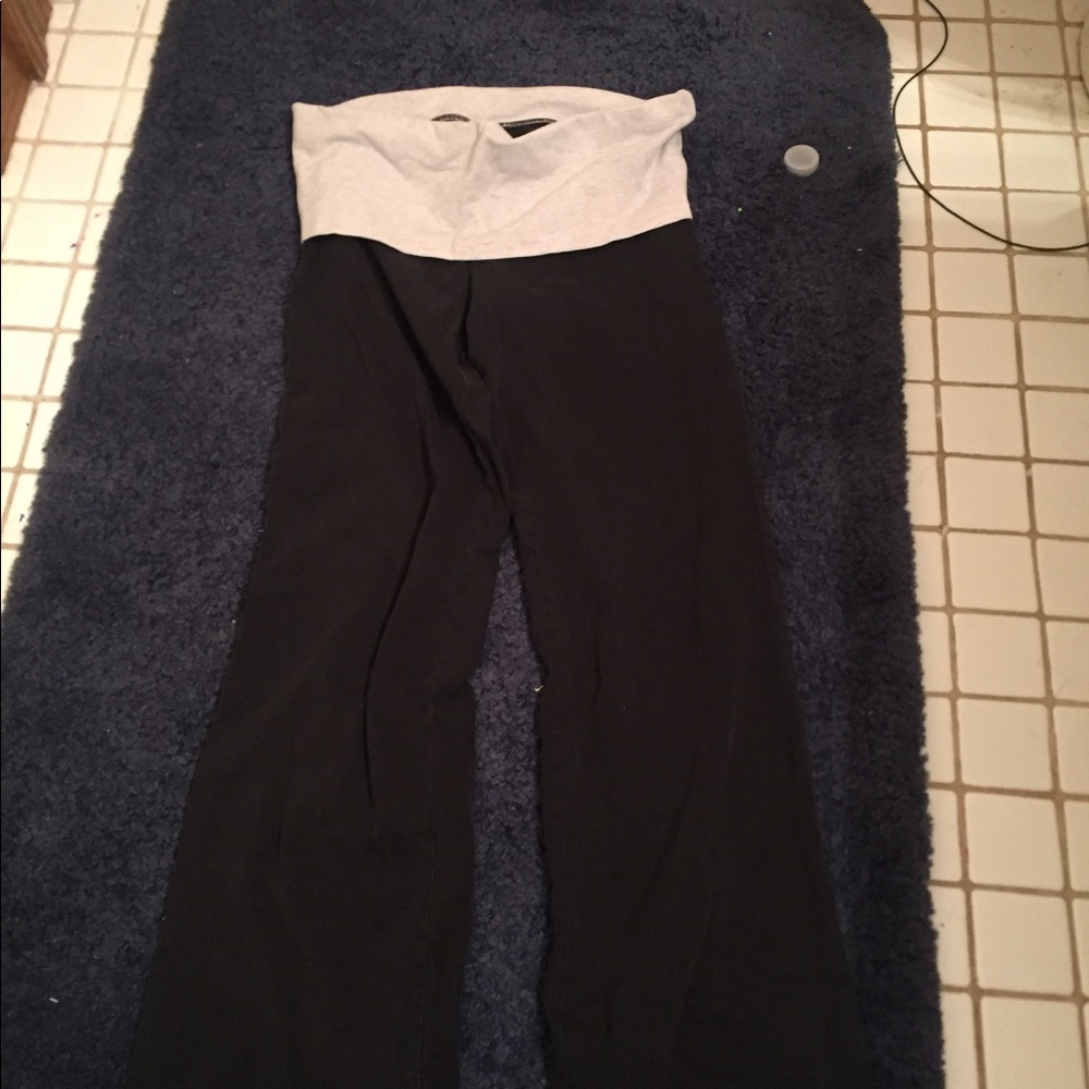PINK yoga pants